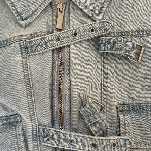 Forever 21 Light Wash Denim linned Jacket - Picture 4 of 5